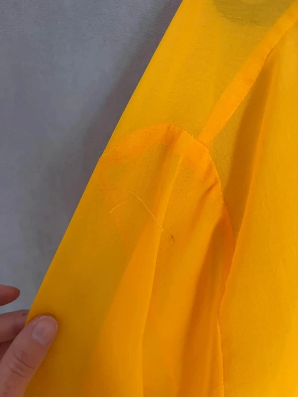 Gele mosterd kleurige blouse maat 46/48 – photo 4